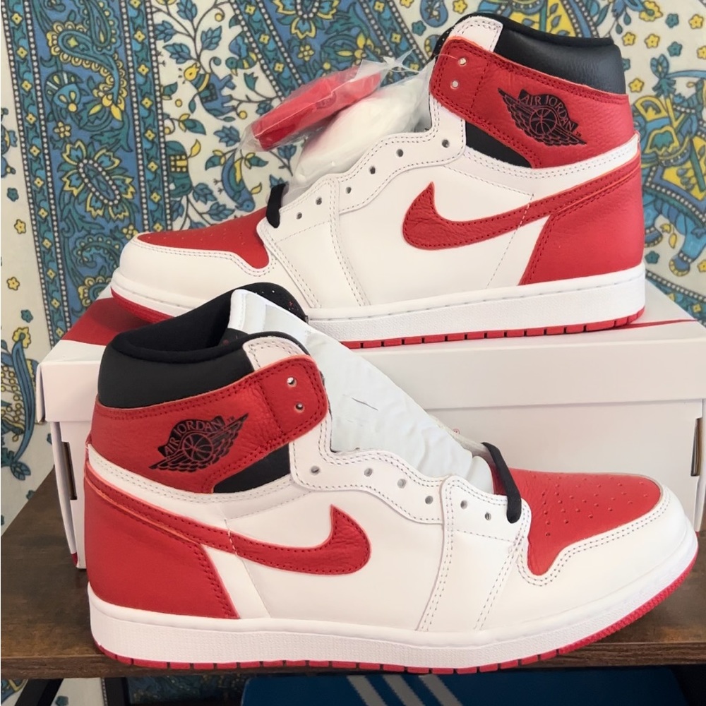 AJ1 Heritage